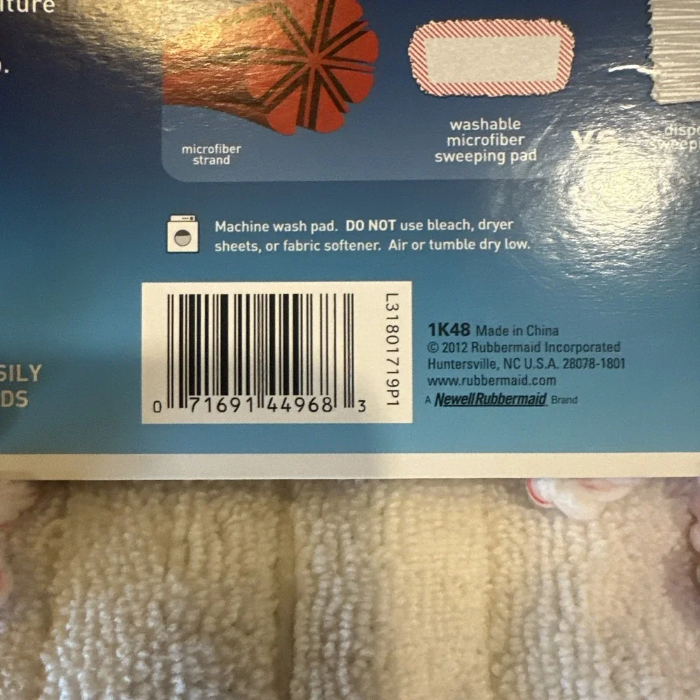 Rubbermaid Reveal Microfiber Dusting Pad 16.5